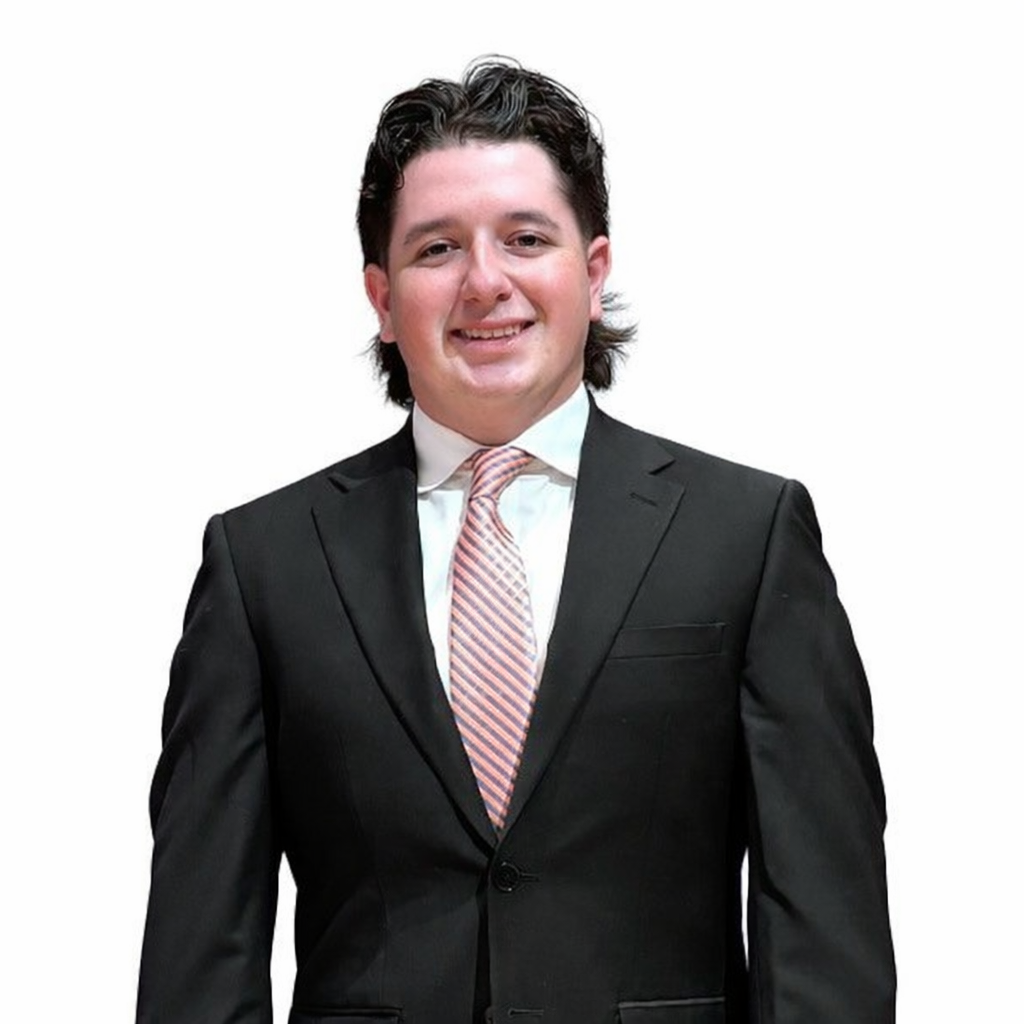 Justin Lang Thomas Lynne Team Member